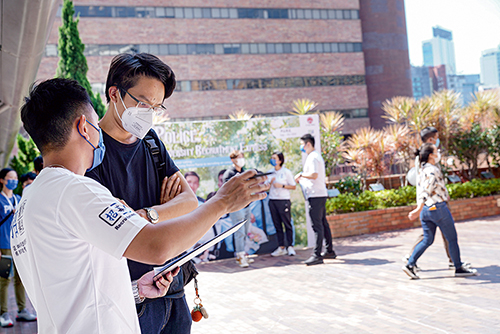 The Recruitment Division held activities on local university campus through the 'Police University Recruitment Express'.